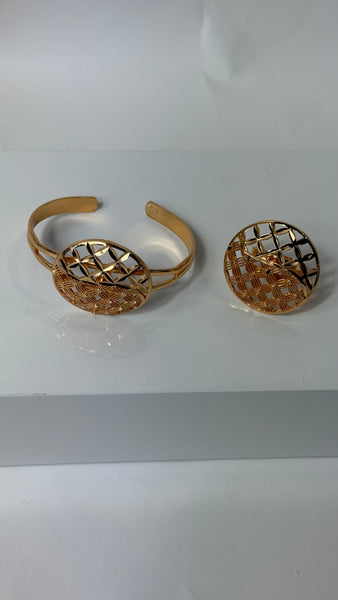 bracelet with ring