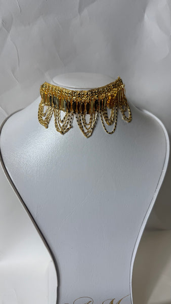 Choker necklace