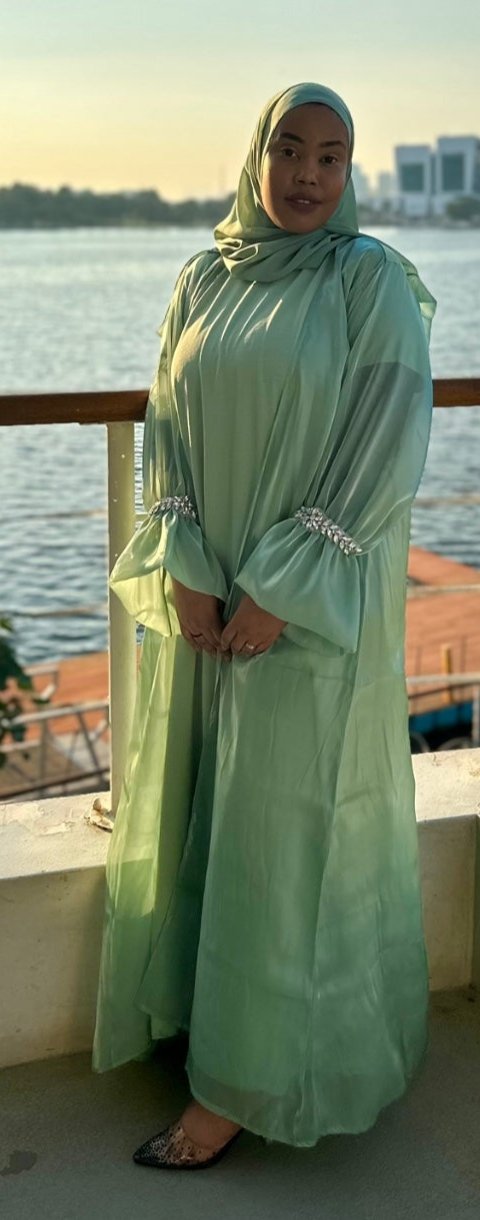 Almas Three Piece Abaya Set